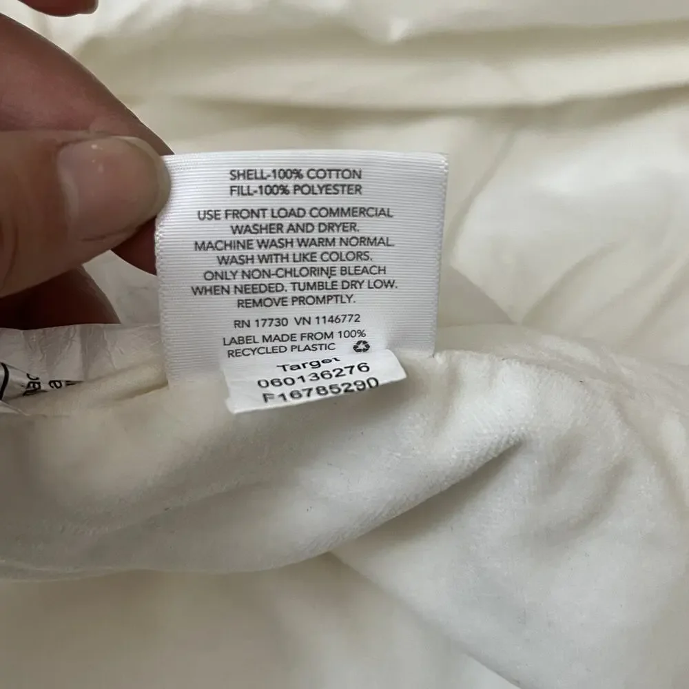 Threshold Velvet Comforter Queen 90 in x 94 in White Cotton